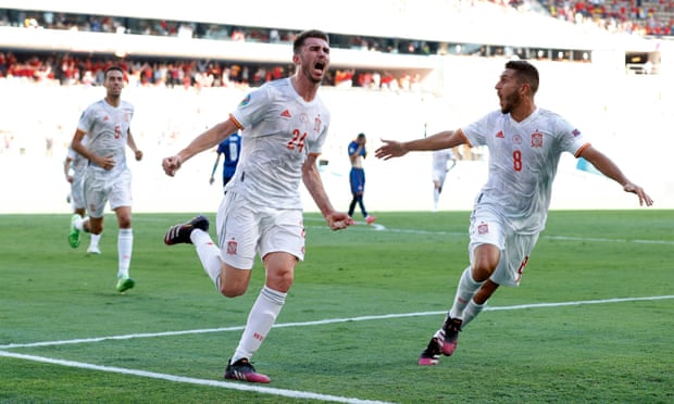 برشلونةومبارياتهاالتاريخيةرحلةفيعالمالكرةالذهبية
