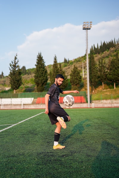 الدوريالسعودي٢٠٢٣-٢٠٢٤موسممنالإثارةوالمنافسةالشرسة